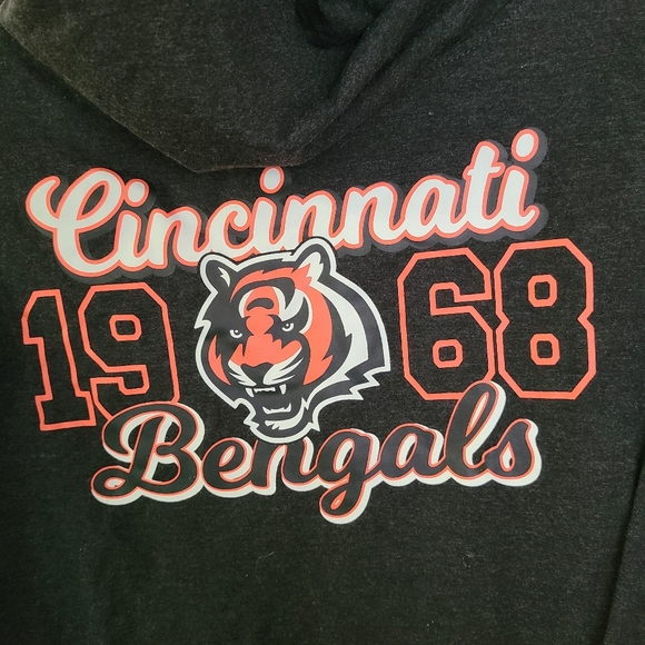 Cincinnati bengals funnel neck tshirt sweater - Picture 4 of 5